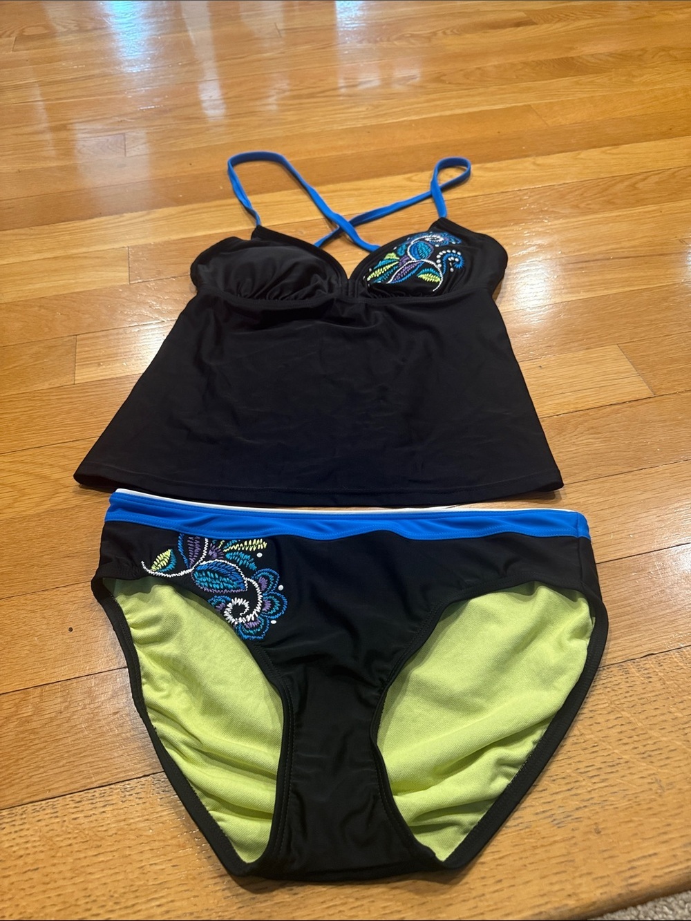 Sonoma women’s black w/ floral embroidery 2 piece swim suit .